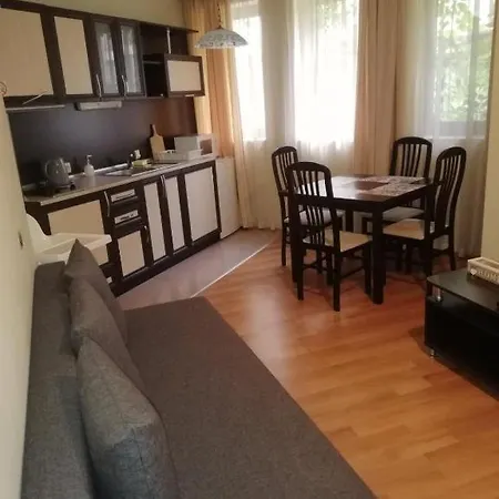 Renta Bg In Apartment *